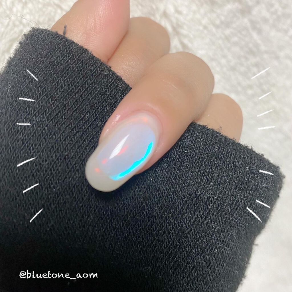 ⋆͛🦖⋆͛aomi on LIPS 「中指には@cocoro_nailさんのミラーイエロー使ってみま..」(1枚目)