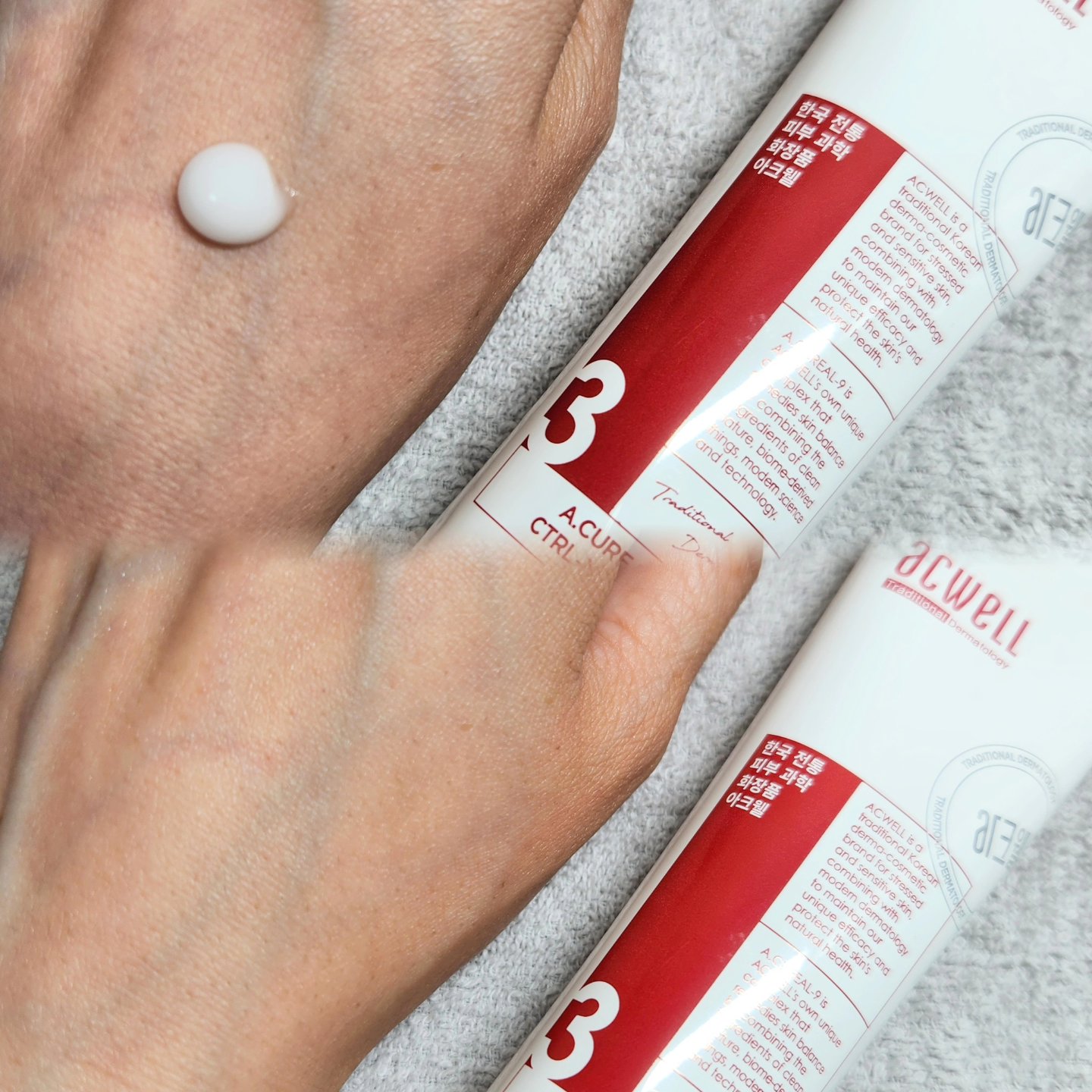 リアルアクアバランシングクリーム /ACWELL/フェイスクリームを使ったクチコミ（3枚目）