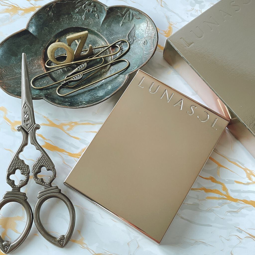 アイカラーレーション/LUNASOL/アイシャドウパレットを使ったクチコミ(2枚目)