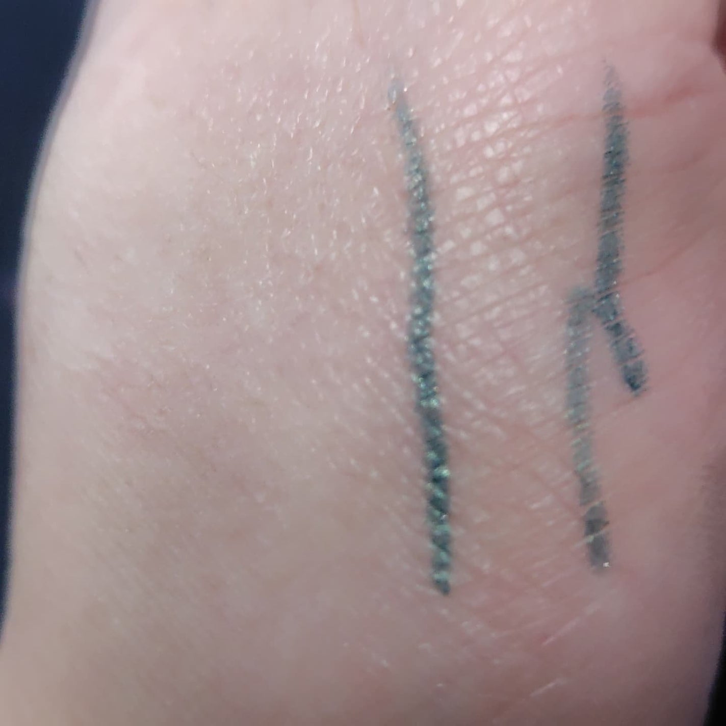 スティロ ユー ウォータープルーフ N/CHANEL/ペンシルアイライナーを使ったクチコミ(3枚目)