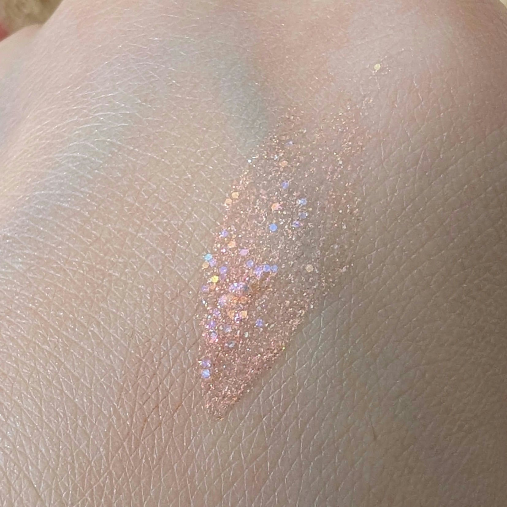 オーロラカクテルグリッター/キャンメイク/アイシャドウを使ったクチコミ（3枚目）