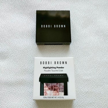 BOBBI BROWN ハイライティング パウダーのクチコミ「👑 BOBBI BROWN
ミニハイライティングパウダー⁡
⁡color : 01 ピンクグロ.....」（1枚目）