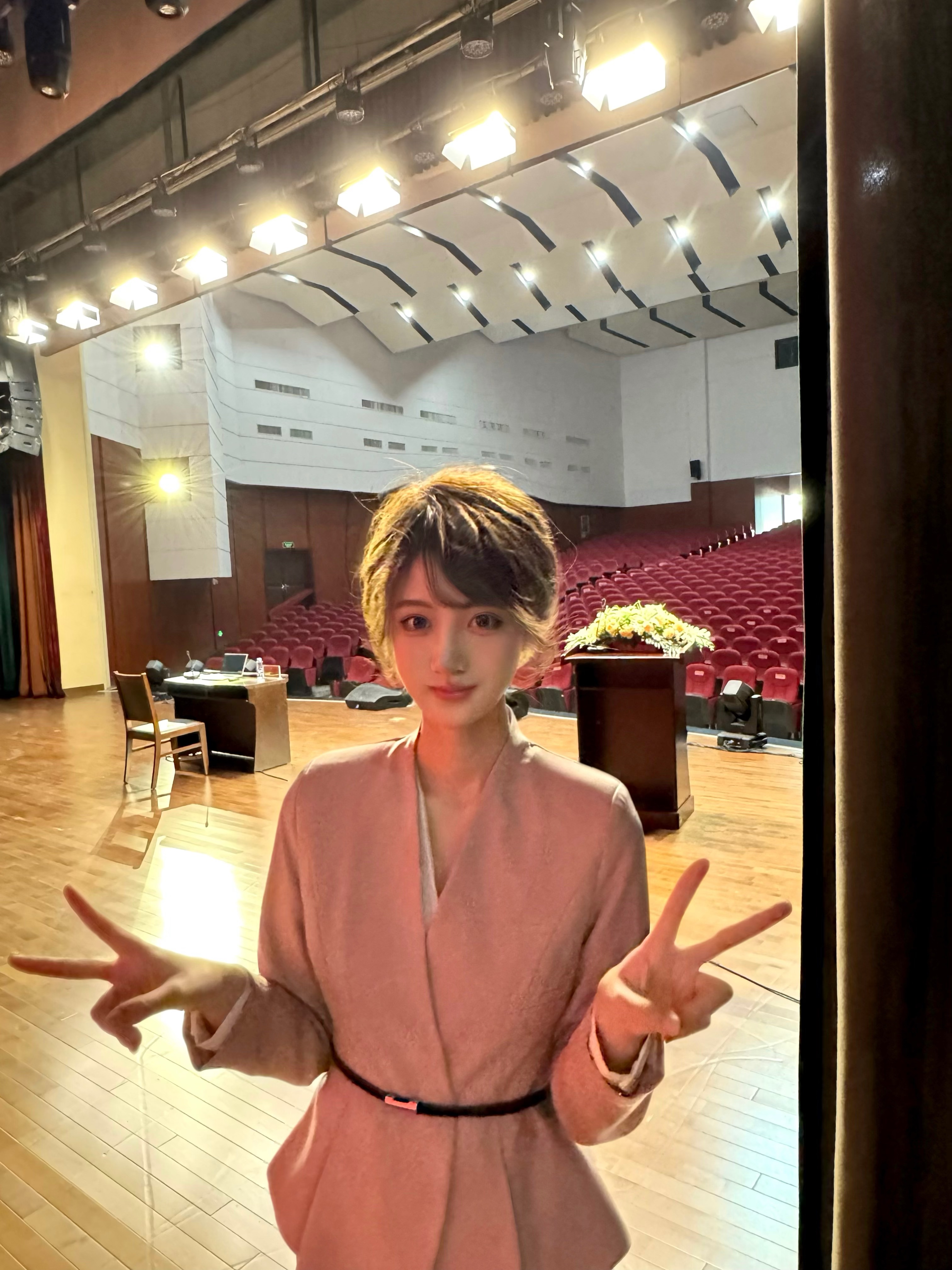 ルージュ ピュールクチュール ザ スリム ベルベットラディカル No.314 リミットレス シナバー/YVES SAINT LAURENT BEAUTE/口紅を使ったクチコミ（1枚目）