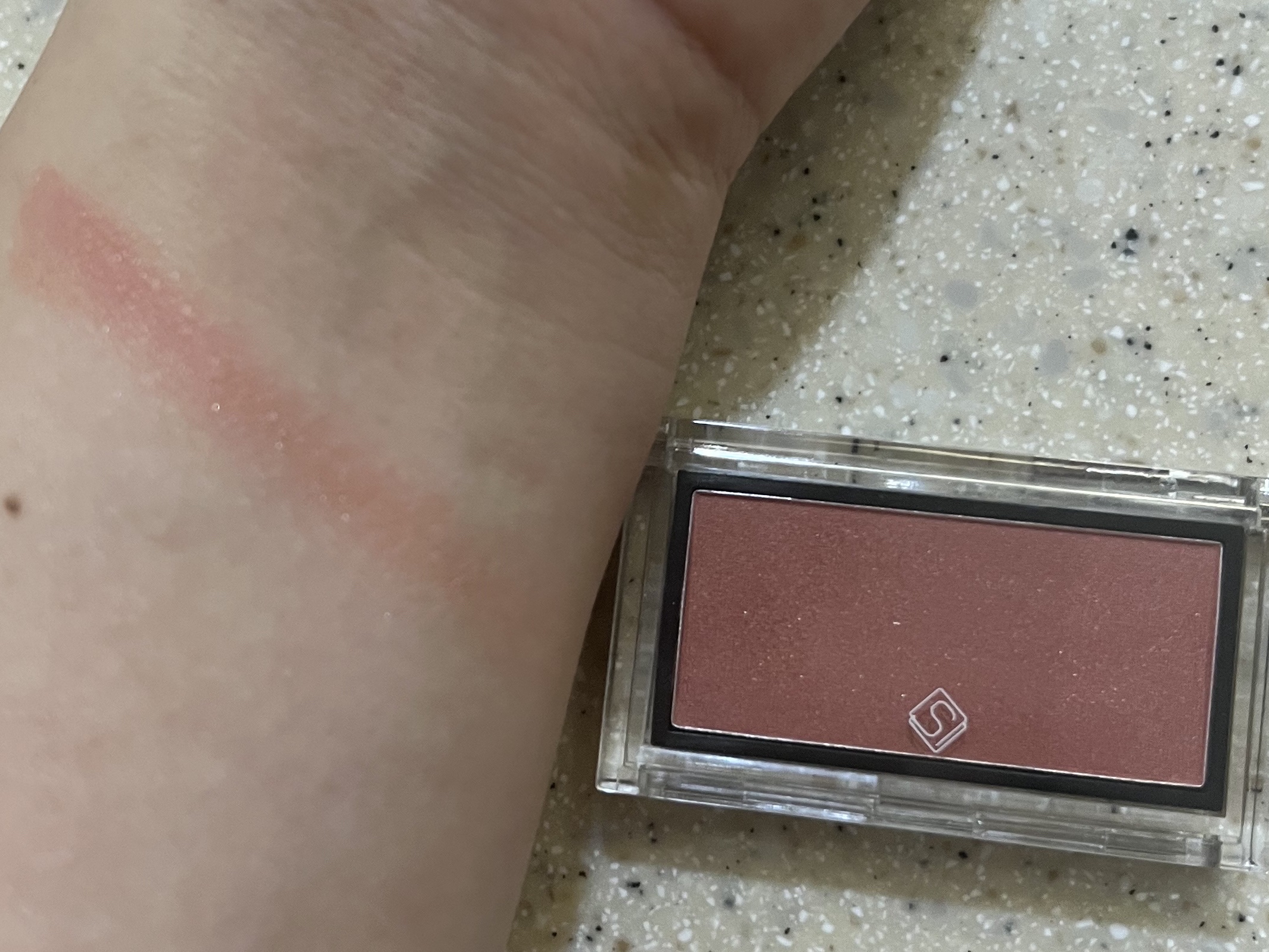 チークブラッシュ/SLN/パウダーチークを使ったクチコミ（2枚目）