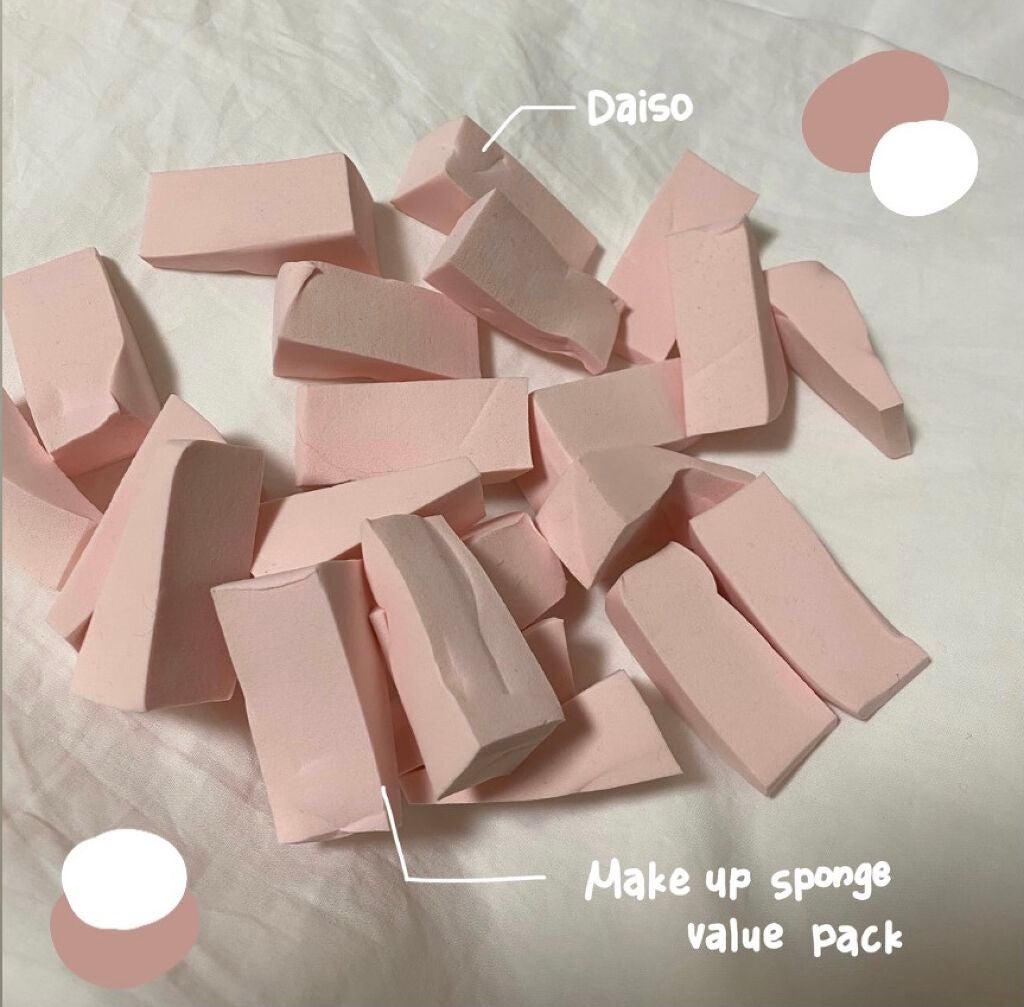 メイクアップスポンジ(バリューパック ウェッジ型 30個)/DAISO/パフ・スポンジを使ったクチコミ(1枚目)