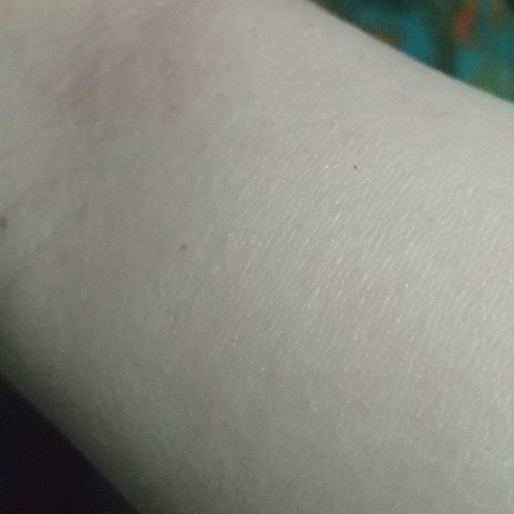 マイルド＆モイスチャーアロエジェル/ネイチャーリパブリック/ボディローションを使ったクチコミ（3枚目）