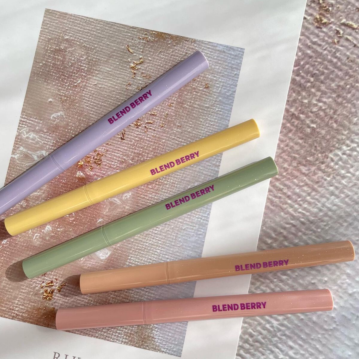 プレイフル リキッドアイライナー/BLEND BERRY/リキッドアイライナーを使ったクチコミ（2枚目）