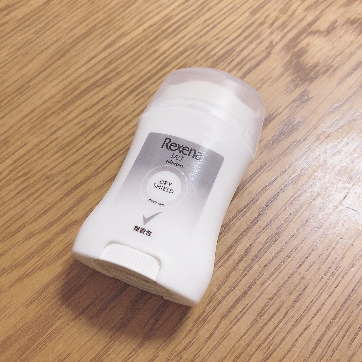 レセナ ドライシールド パウダースティック(無香性)/レセナ/デオドラント・制汗剤を使ったクチコミ（2枚目）