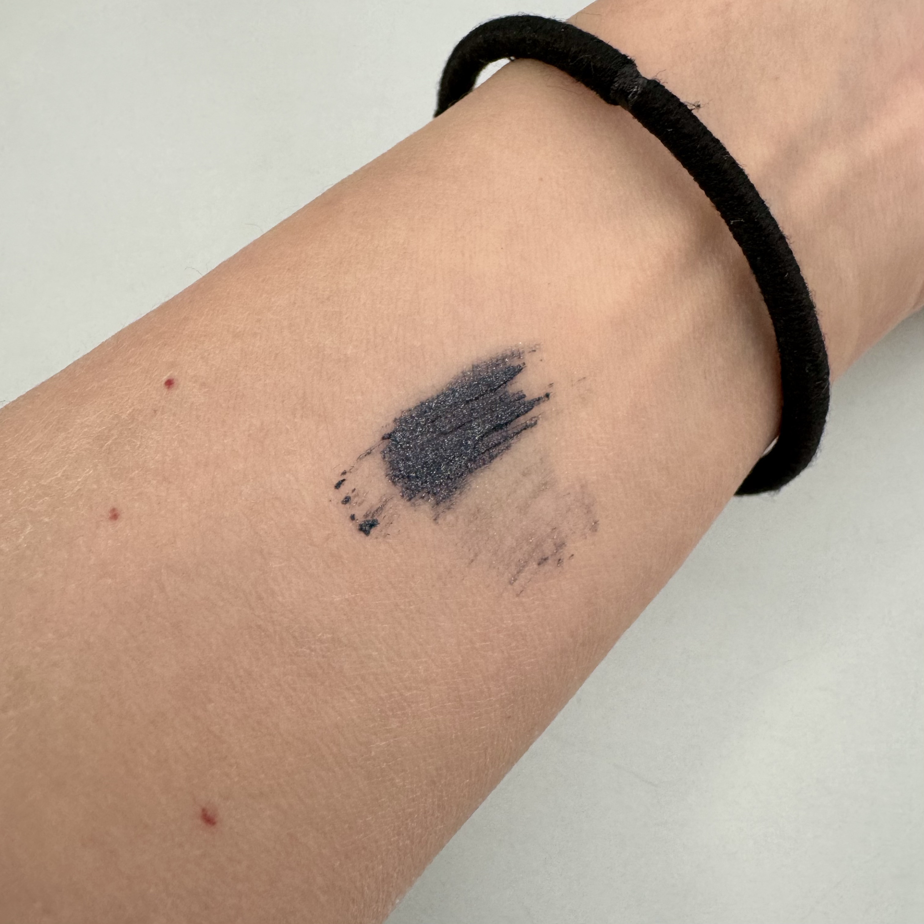 オールデイ ロング アンド カール マスカラ ミッド ナイト ネイビー/Milk Touch/マスカラを使ったクチコミ（3枚目）