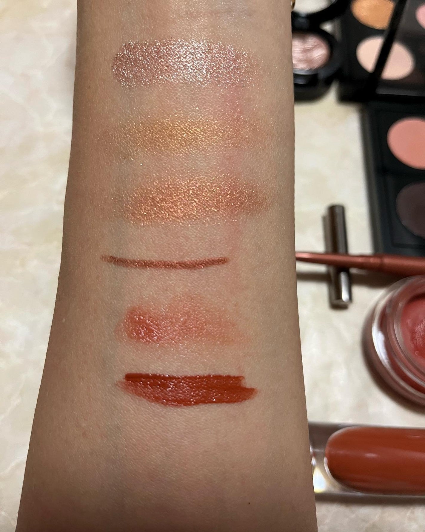 スモール アイシャドウ/M・A・C/単色アイシャドウを使ったクチコミ(2枚目)