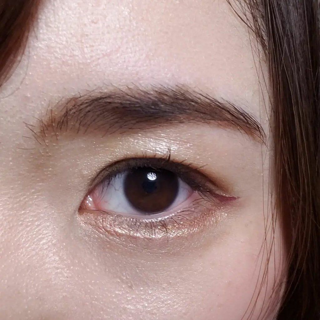 ハードワイヤードアイシャドー/NARS/単色アイシャドウを使ったクチコミ（3枚目）