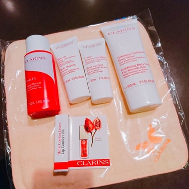 コンフォート リップオイル /CLARINS/リップグロスを使ったクチコミ（1枚目）