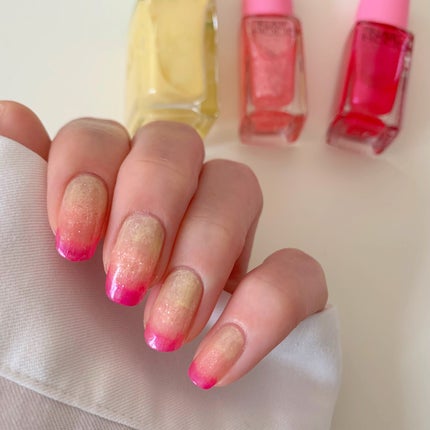 yomogi on LIPS 「#甘めデイリーネイルピーチのような甘めグラデネイル💅🍑..」(1枚目)