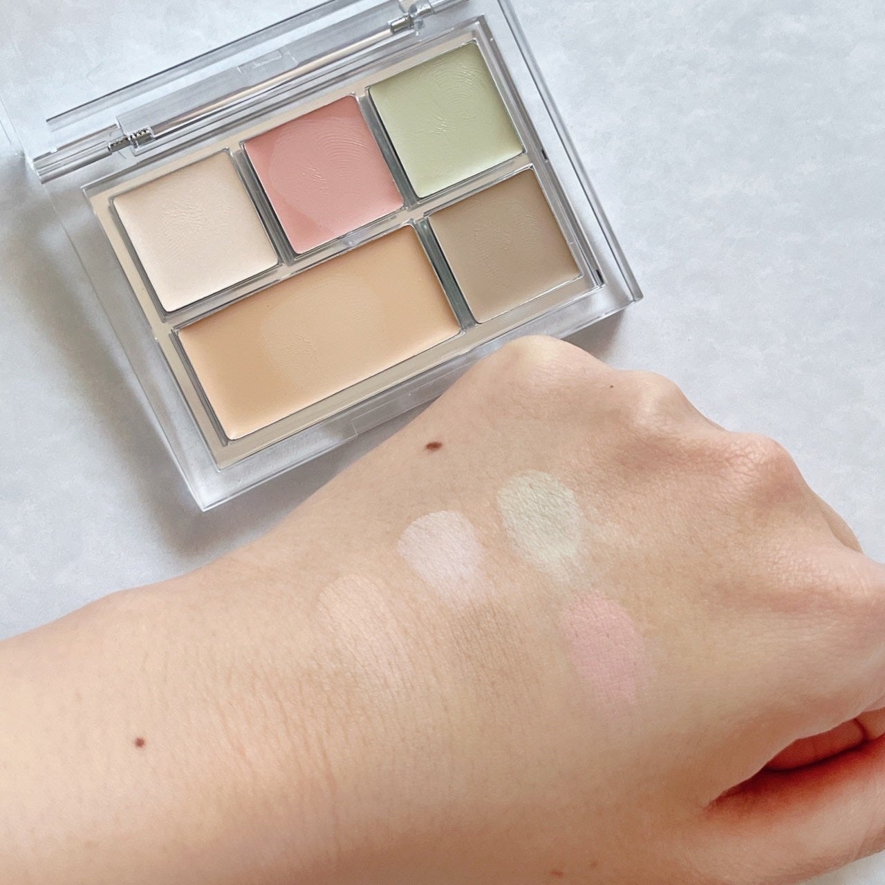 キル カバー ファンウェア コンシール パレット/CLIO/パレットコンシーラーを使ったクチコミ(4枚目)