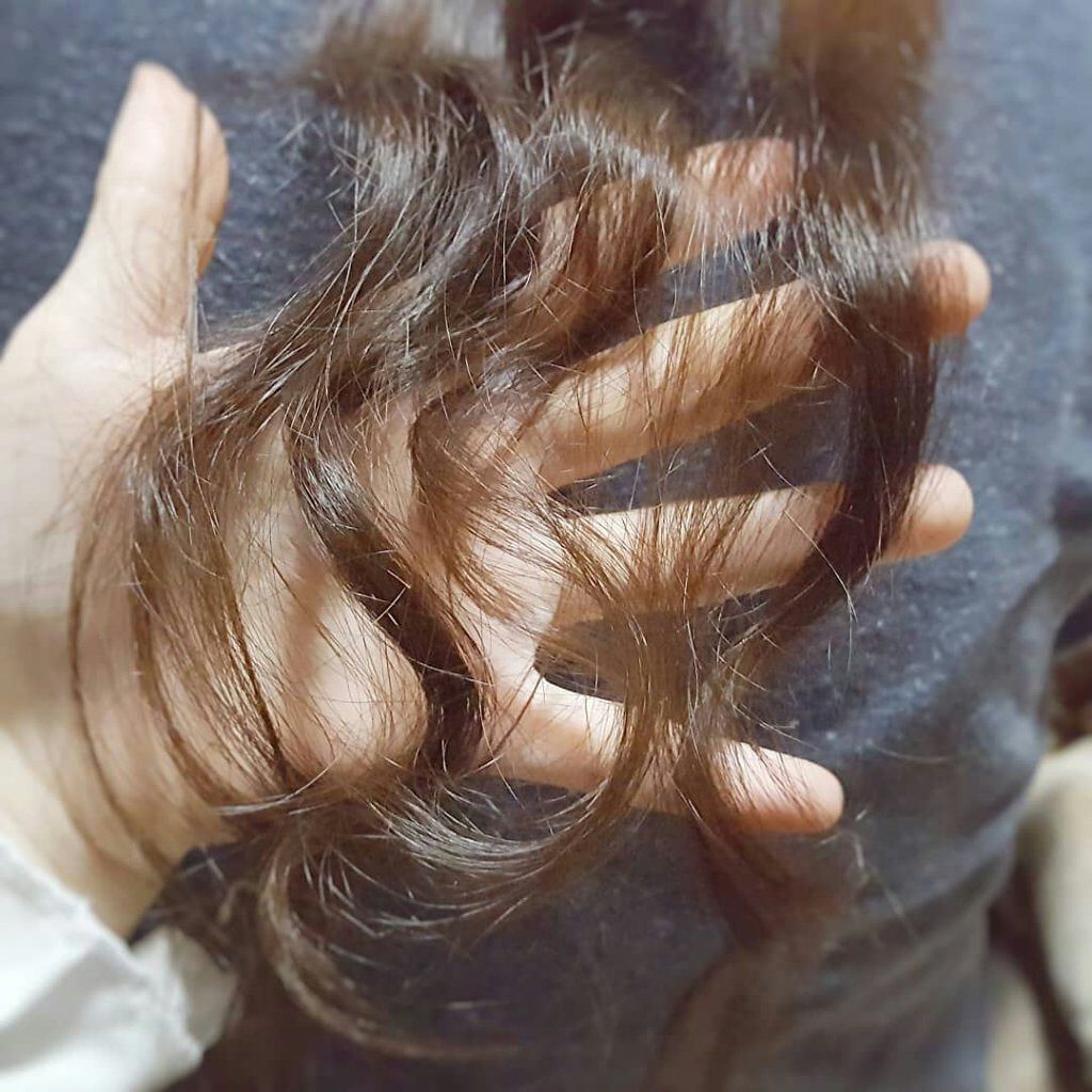 URUMIE デザインヘアバーム レモングリーンのクチコミ「株式会社イースマイルさんの
「URUMIE デザインヘアバーム レモングリーン」
を使用してみ.....」（2枚目）