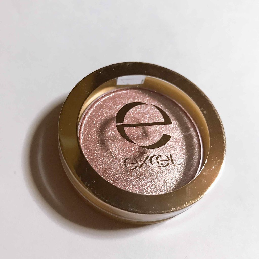 シャイニーシャドウ N/excel/単色アイシャドウを使ったクチコミ（1枚目）