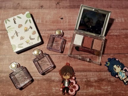 シャドーカスタマイズ/MAJOLICA MAJORCA/単色アイシャドウを使ったクチコミ(1枚目)