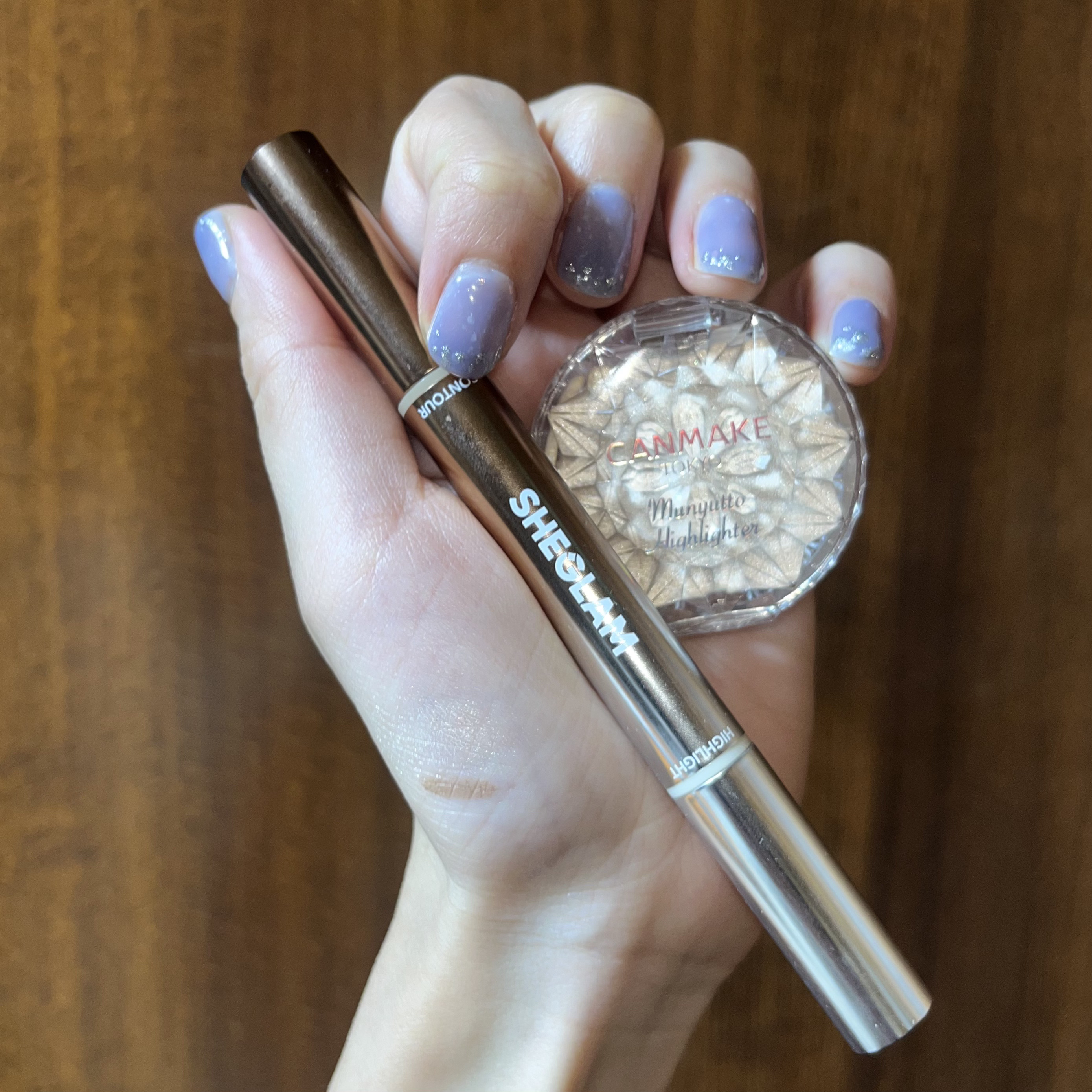 ファインライン 2-in-1 鼻輪郭 & ハイライト ペン/SHEGLAM/スティックハイライトを使ったクチコミ（1枚目）