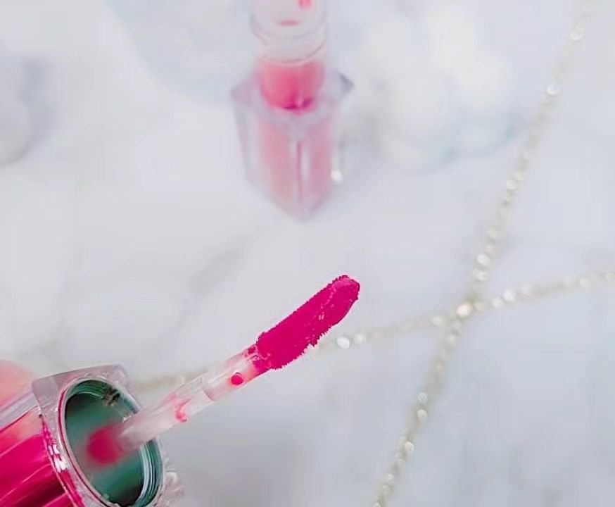 ゲットイットティント ウォーターフルバター/TONYMOLY/リップティントを使ったクチコミ（2枚目）