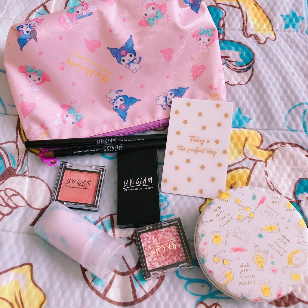 さんご(*uωu*)フォロバ on LIPS 「#クラブエアリータッチパウダー#ur_glam簡易的化粧ポーチ..」(1枚目)