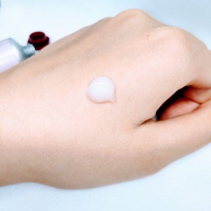 テール ド ルミエール ハンドクリーム/L'OCCITANE/ハンドクリームを使ったクチコミ(3枚目)