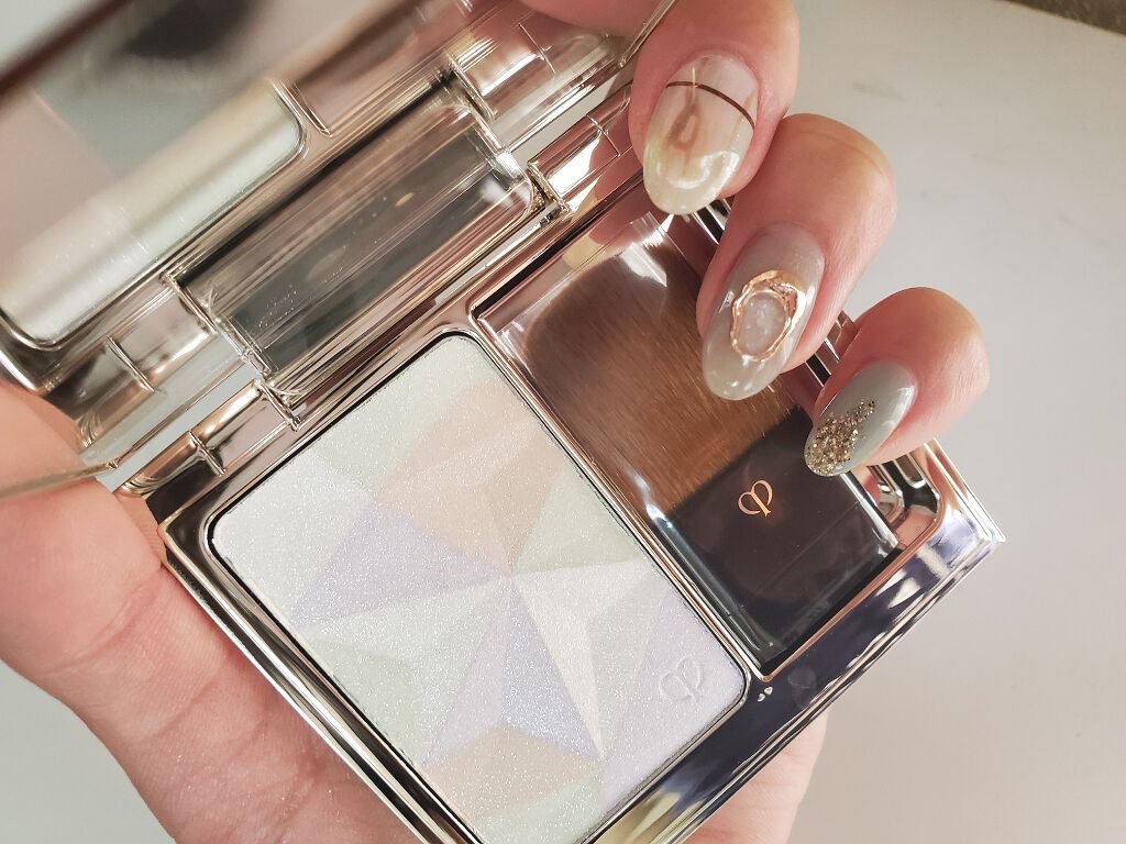 クレ・ド・ポー ボーテ レオスールデクラ/クレ・ド・ポー ボーテ/パウダーハイライトを使ったクチコミ(1枚目)