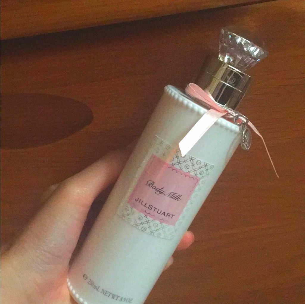 リラックス ボディミルク R/JILL STUART/ボディミルクを使ったクチコミ(1枚目)