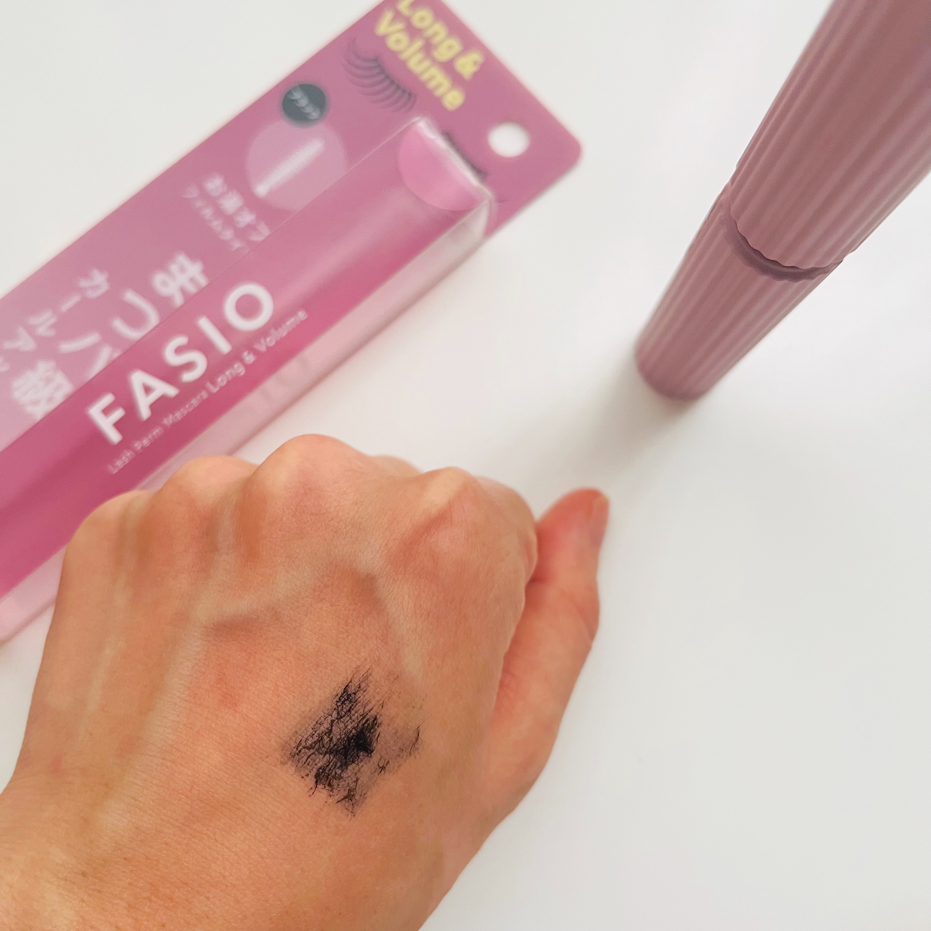 まつパ級 フィルム マスカラ (ロング&ボリューム)/FASIO/マスカラを使ったクチコミ（2枚目）