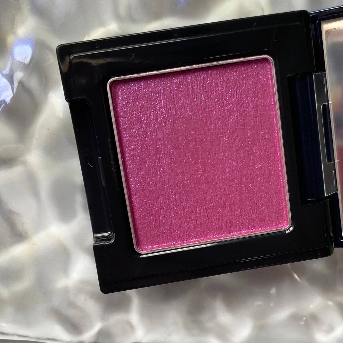 ラズル アイカラー/エレガンス ラズル /単色アイシャドウを使ったクチコミ(5枚目)