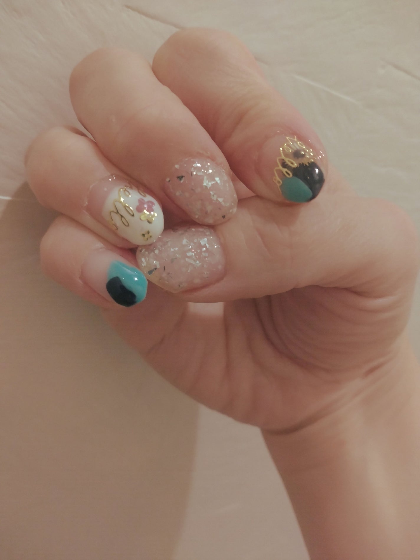 ジェルネイル(ライト対応)/セリア/ジェルネイルを使ったクチコミ(4枚目)