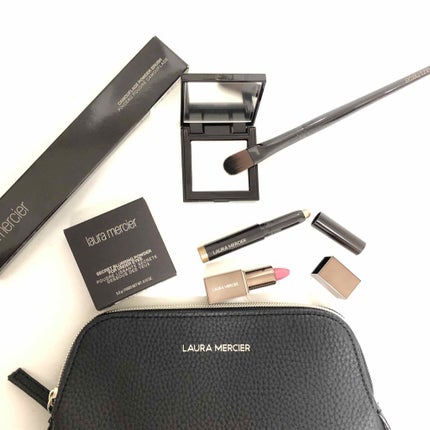 シークレット ブラーリング パウダー フォー アンダー アイズ/ローラ メルシエ/プレストパウダーを使ったクチコミ(1枚目)