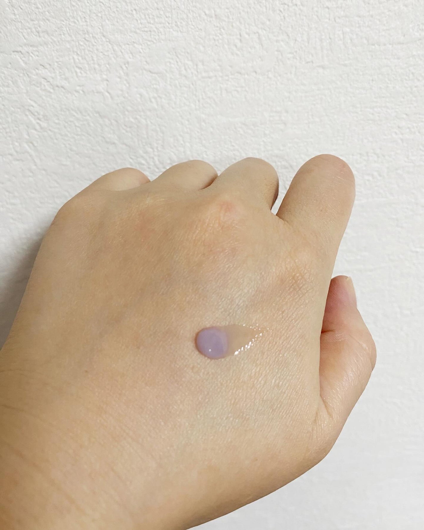 HR on LIPS 「ラネージュリップグロウィバーム(ブルーベリー)ボトルタイプのリ..」(4枚目)