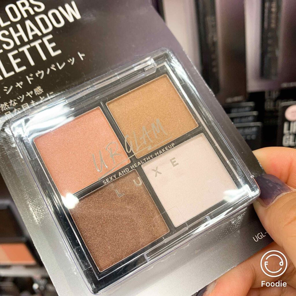 UR GLAM LUXE　4 COLORS EYESHADOW PALLET/U R GLAM/アイシャドウパレットを使ったクチコミ（2枚目）