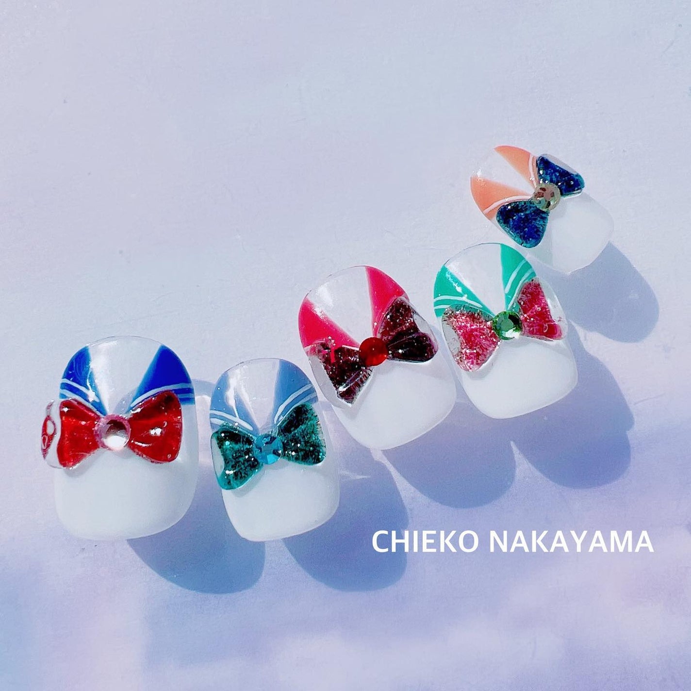 なかやまちえこ on LIPS 「セーラー服ネイル365日ネイル176日め⠀⠀@pregel.j..」(1枚目)