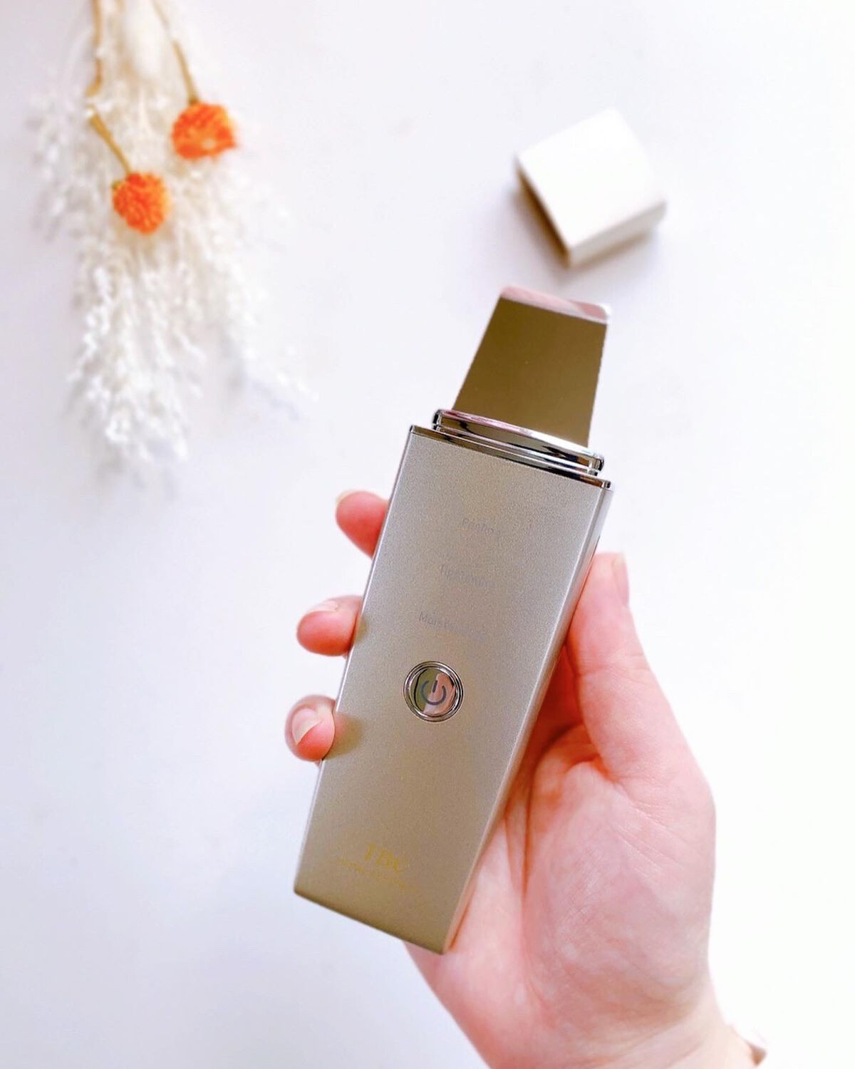 日高 on LIPS 「肌のごわつきやざらつき、最近特に気になってきた。そのたびにサロ..」(4枚目)