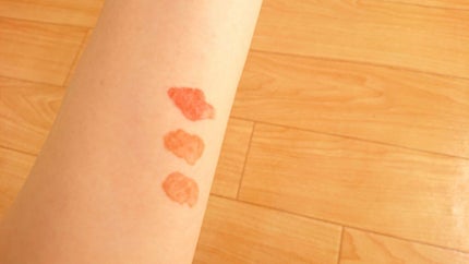 ルージュ ピュールクチュール ヴェルニ ウォーターグロウ/YVES SAINT LAURENT BEAUTE/口紅を使ったクチコミ(2枚目)