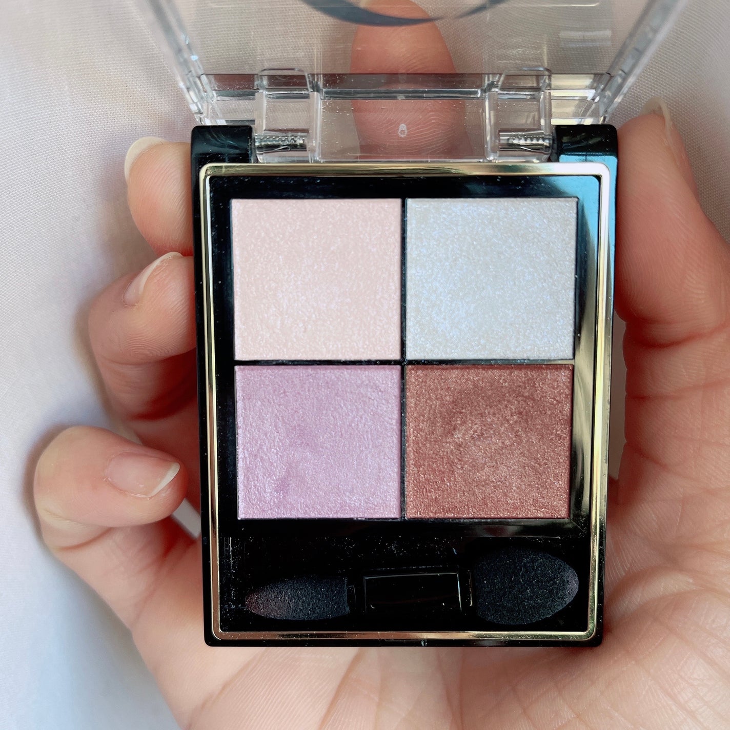 リアルクローズシャドウ/excel/アイシャドウパレットを使ったクチコミ(2枚目)