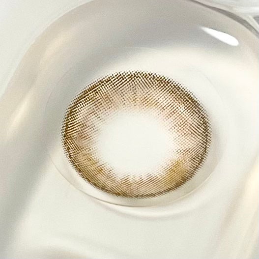 ビタースイートクリスティン/Hapa kristin/カラーコンタクトレンズを使ったクチコミ(4枚目)