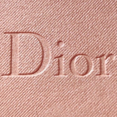 ディオールスキン フォーエヴァー クチュール ルミナイザー/Dior/プレストパウダーを使ったクチコミ（3枚目）