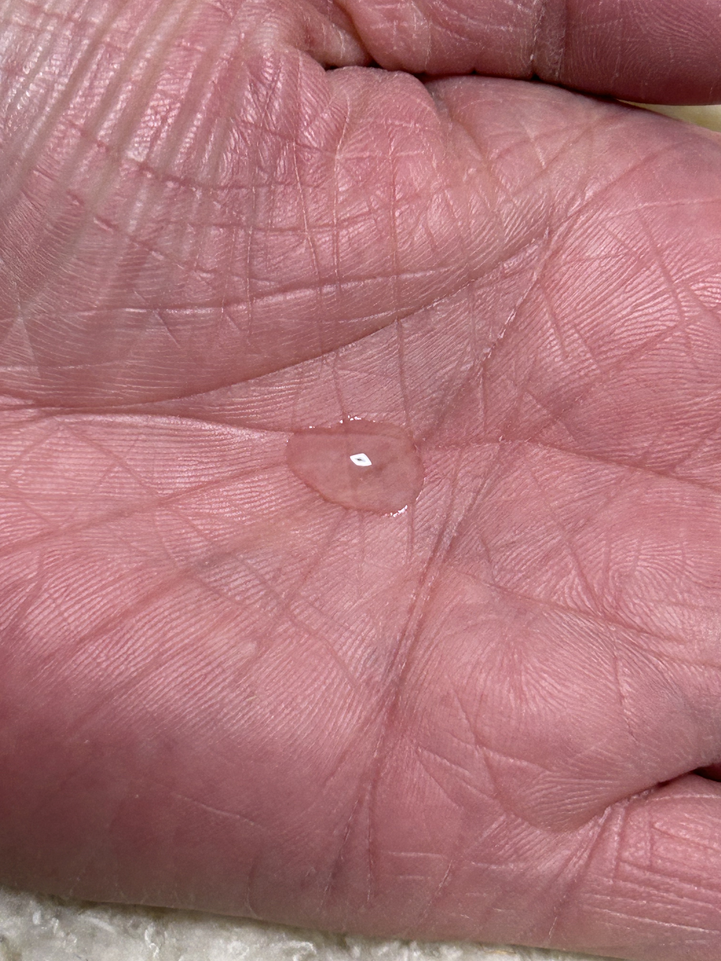 ラックス バスグロウ リペア＆シャイン ヘアブースター/LUX/洗い流すヘアトリートメントを使ったクチコミ（1枚目）