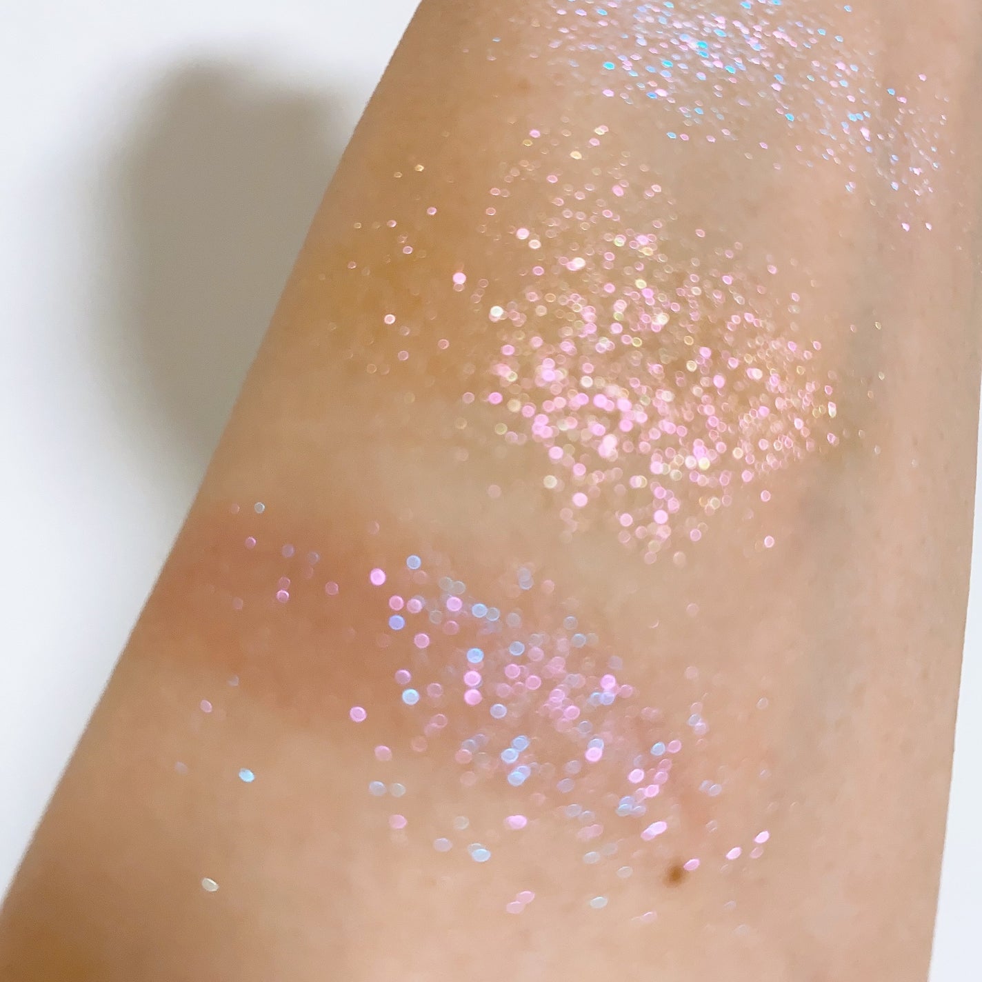 シャドーカスタマイズ (ブリリアントグリッター)/MAJOLICA MAJORCA/グリッターを使ったクチコミ(4枚目)