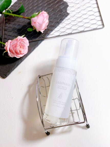 日高 on LIPS 「泡立てるのが面倒な私は、泡で出てくるタイプの洗顔料が大好き。温..」(4枚目)