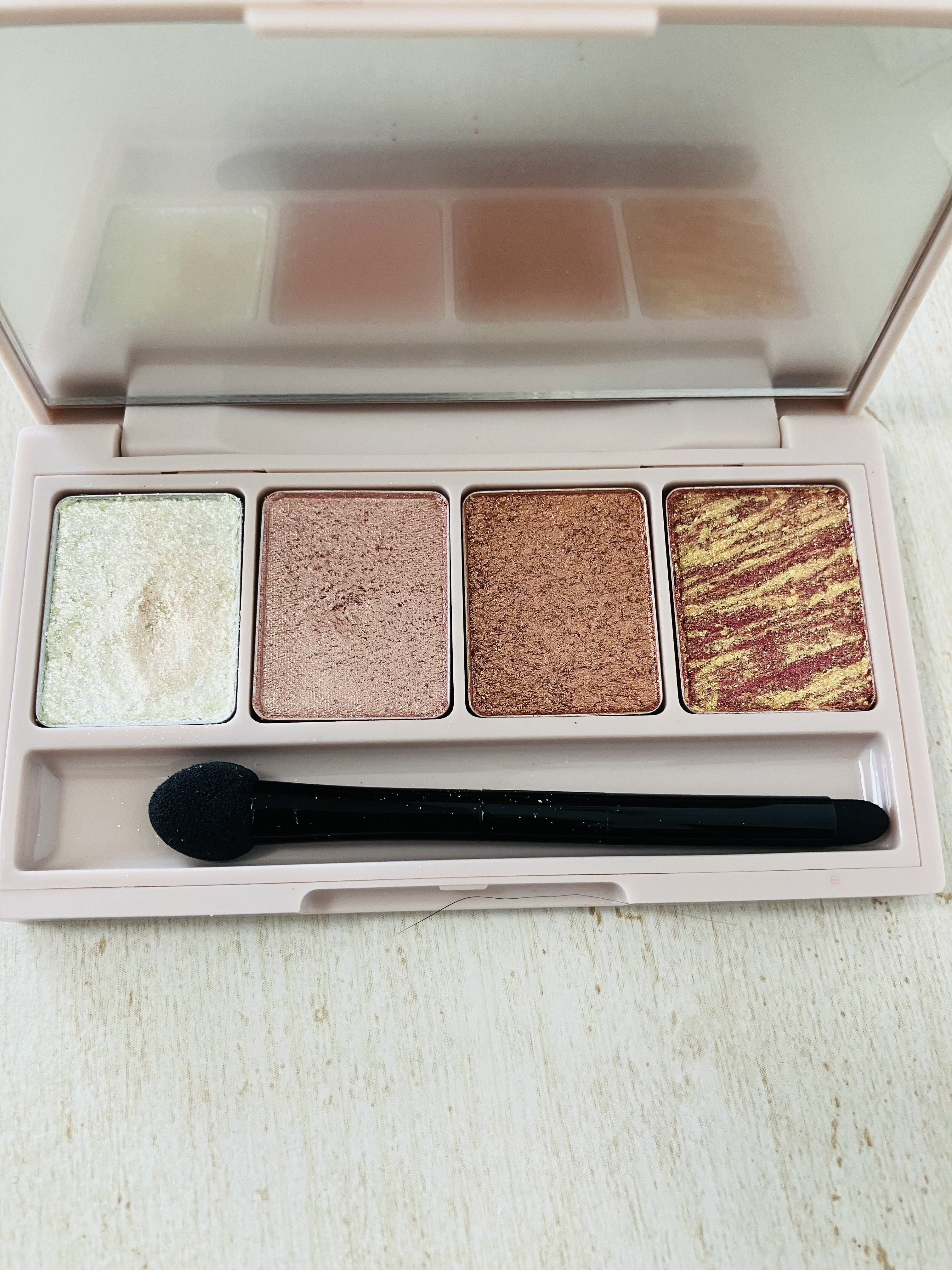 足しパレ/Fujiko/アイシャドウパレットを使ったクチコミ（3枚目）