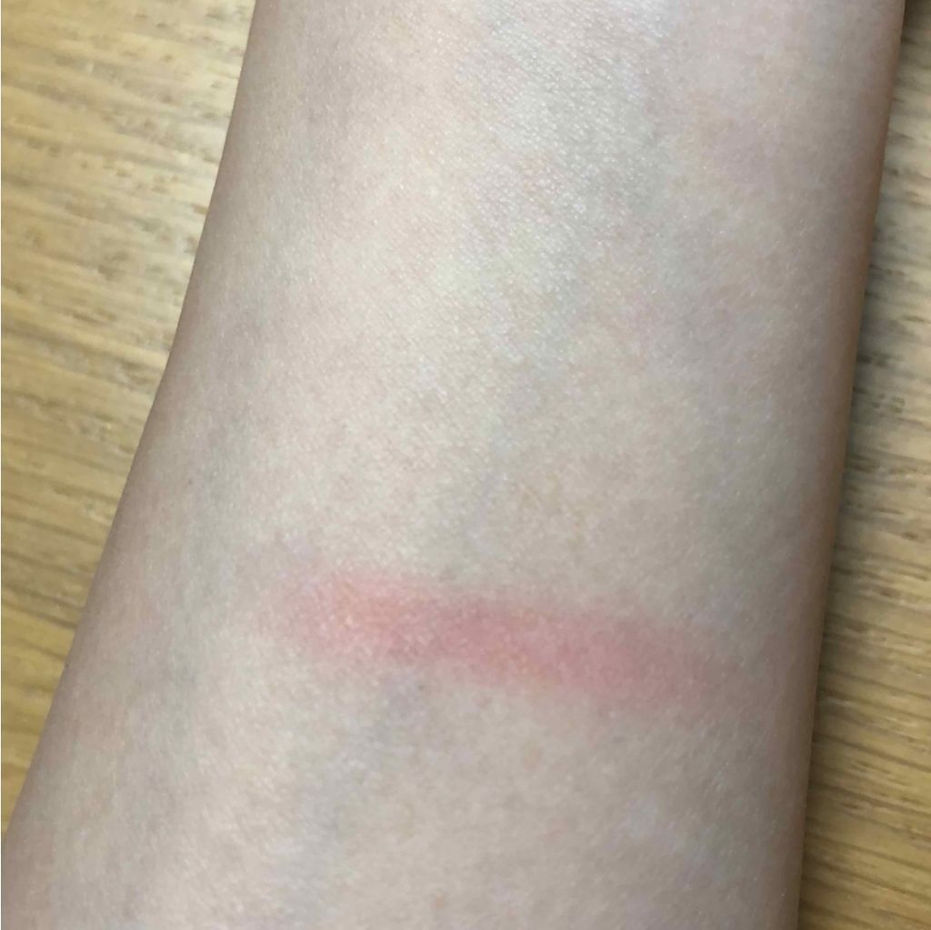 アディクション ザ アイシャドウ 93 Alice (M) /ADDICTION/単色アイシャドウを使ったクチコミ（2枚目）