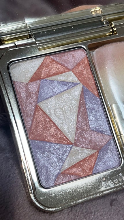 ル・レオスールデクラ /クレ・ド・ポー ボーテ/パウダーハイライトを使ったクチコミ(2枚目)