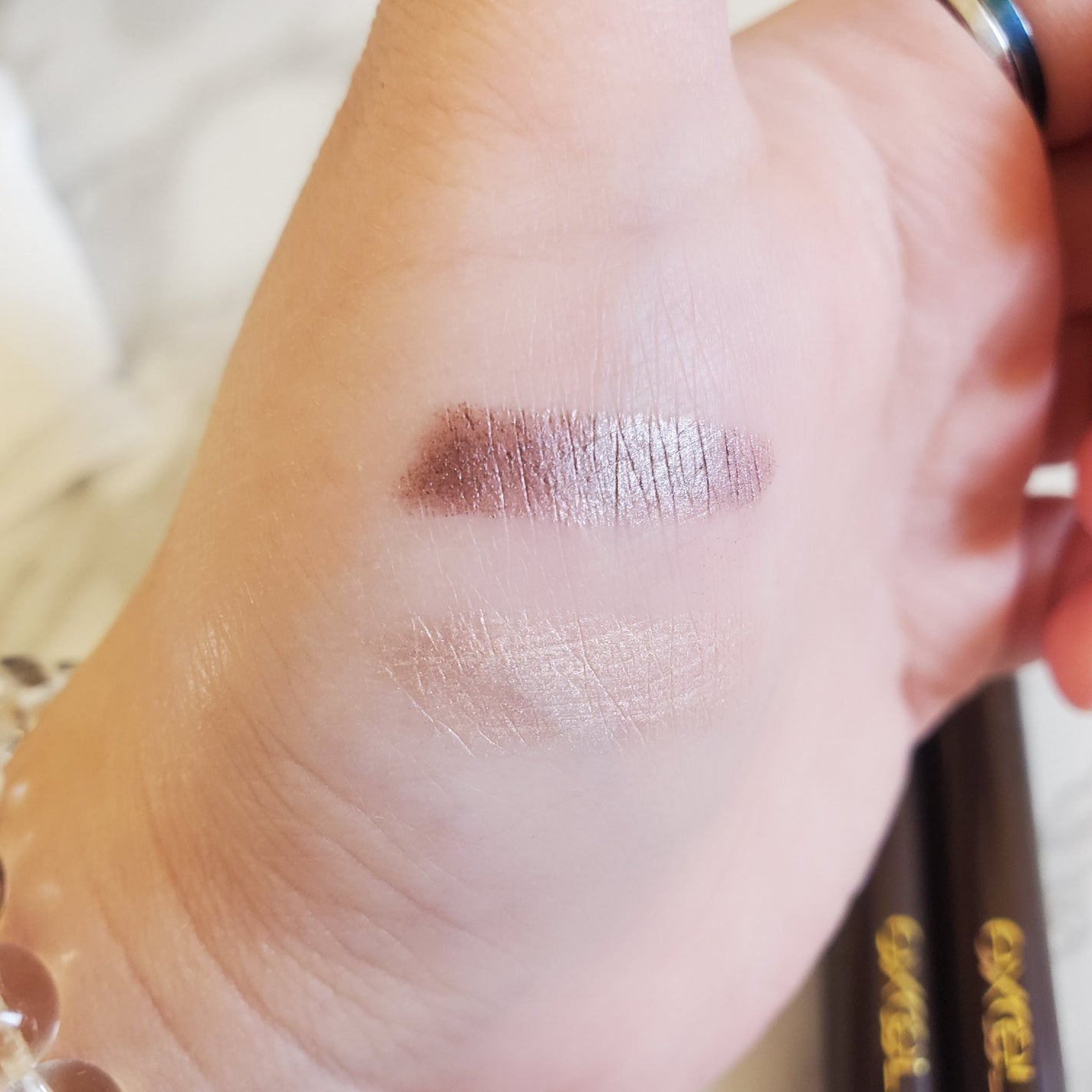 グリームオンフィットシャドウ/excel/スティックアイシャドウを使ったクチコミ(2枚目)