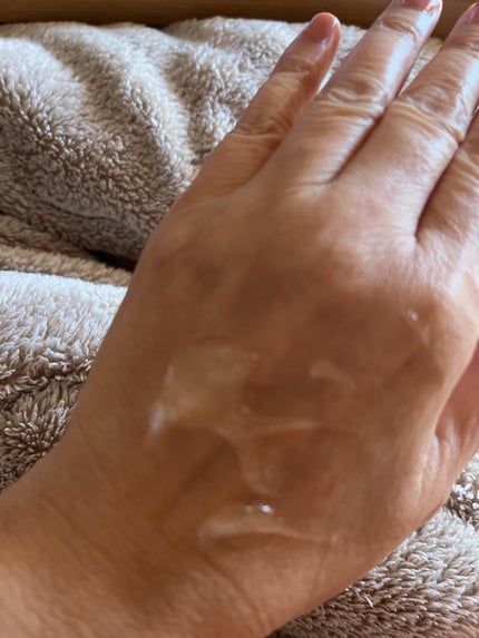 もっちゃん on LIPS 「オールインワンゲル保湿ジェル 毎日使うのに簡単にお手入れCIC..」(2枚目)