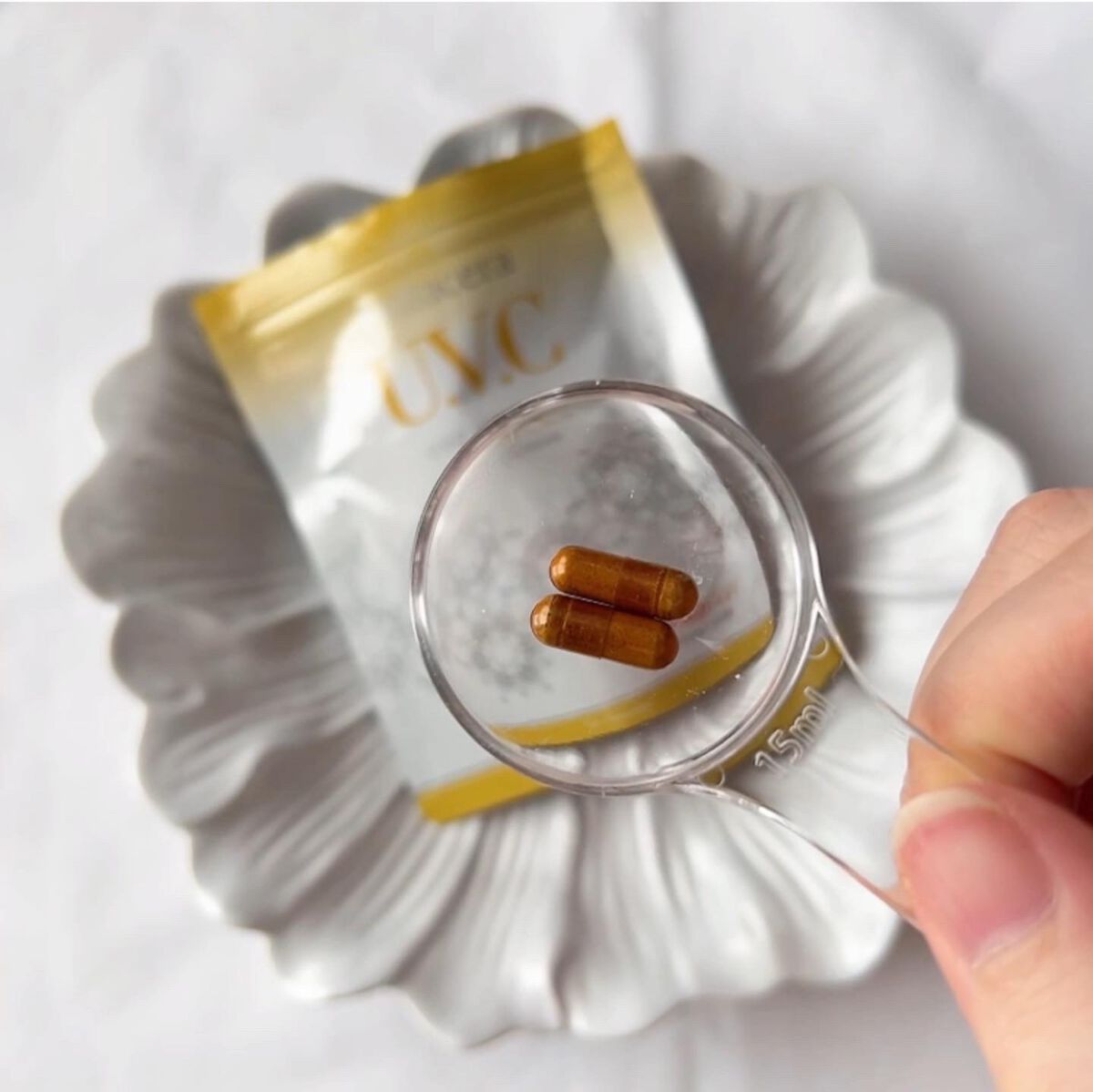 U.V.Cカプセル/フラセラ/美容サプリメントを使ったクチコミ（2枚目）