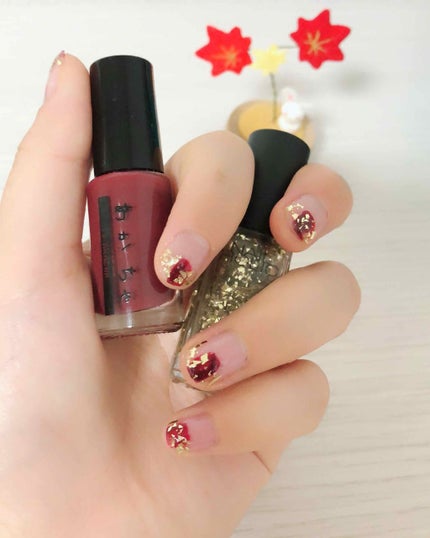 ネイルホリック パーティーフレーク/ネイルホリック/マニキュアを使ったクチコミ(2枚目)