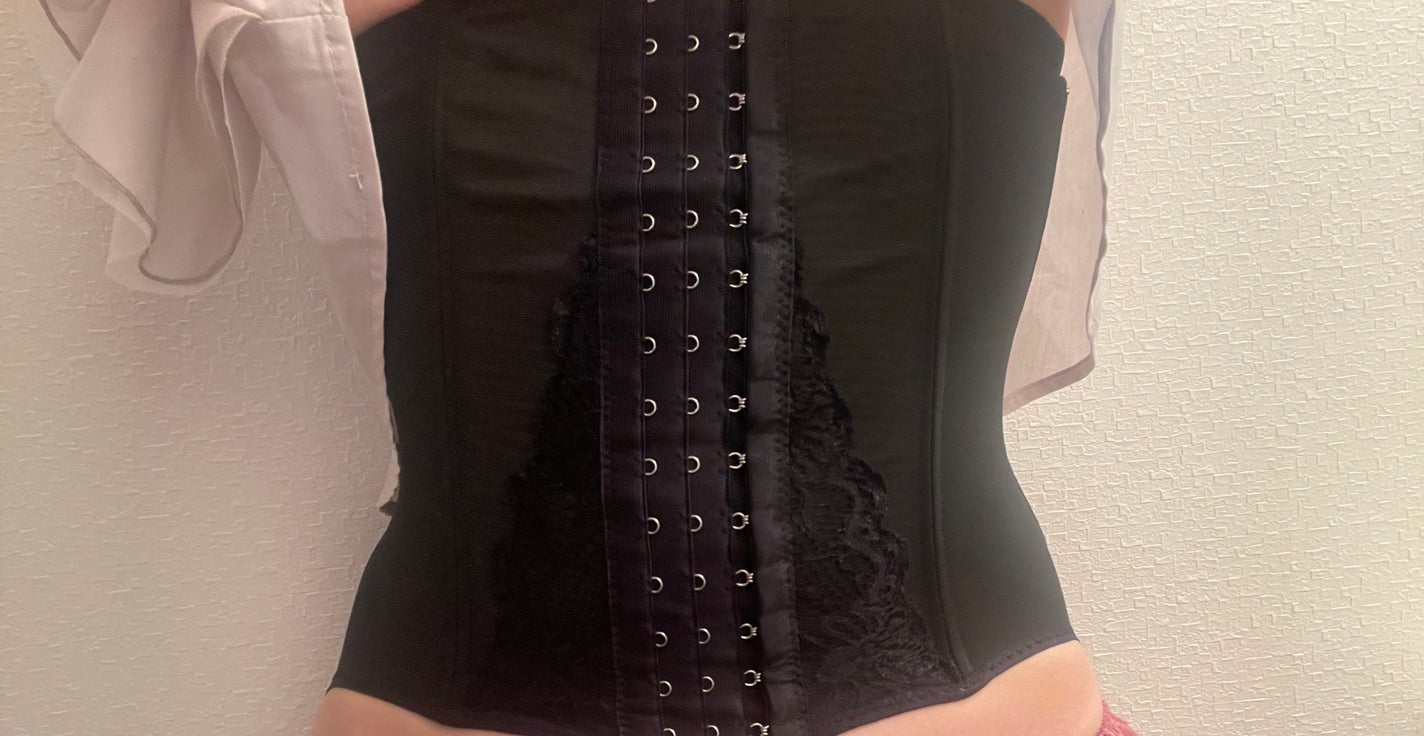 ありさ on LIPS 「promo様からです⭐️ずっと新しいコルセット欲しいなあって思..」(3枚目)